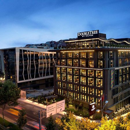 Doubletree By Hilton Istanbul - Piyalepasa Hotel Ngoại thất bức ảnh DoubleTree by Hilton Athens