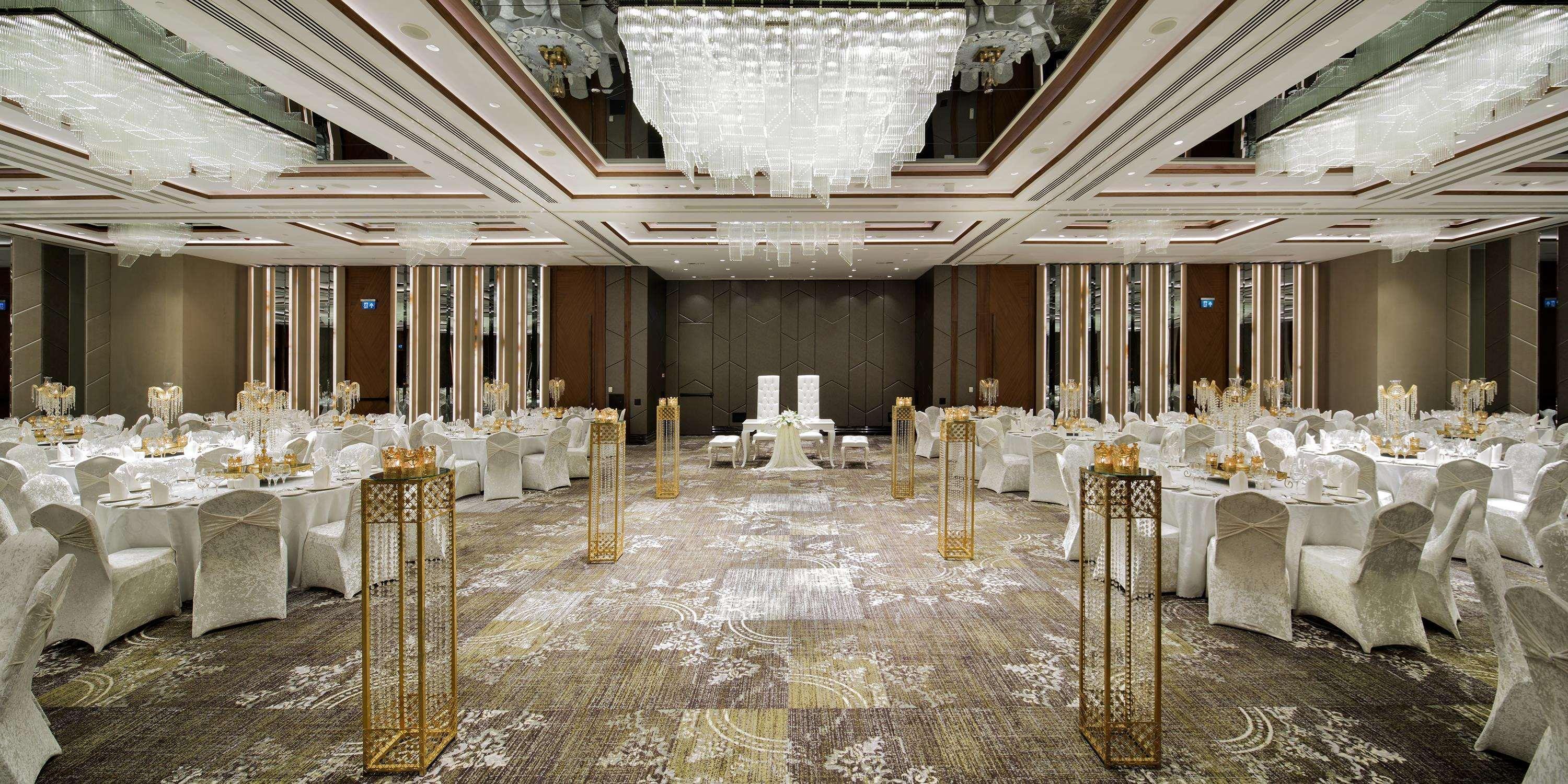 Doubletree By Hilton Istanbul - Piyalepasa Hotel Ngoại thất bức ảnh The Grand Ballroom