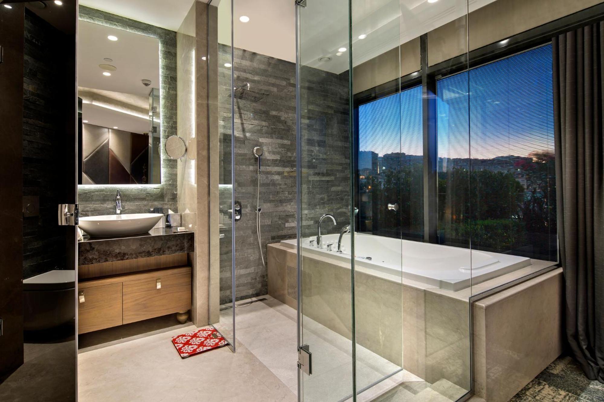 Doubletree By Hilton Istanbul - Piyalepasa Hotel Ngoại thất bức ảnh Bathroom